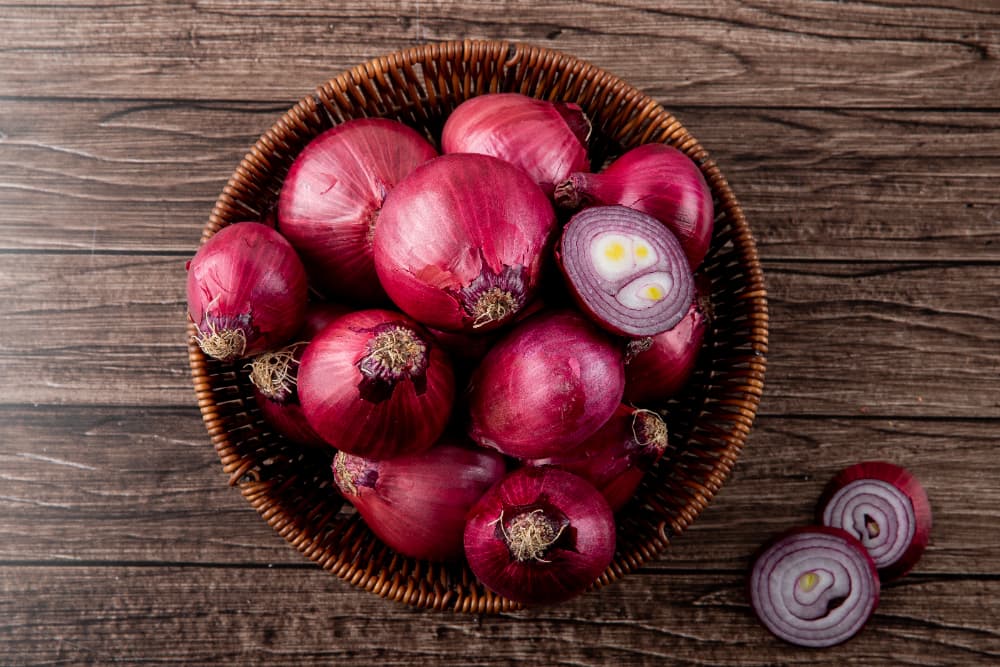 Onions thumbnail 3